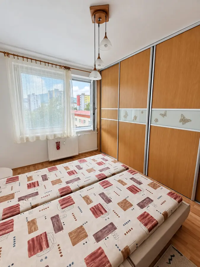 3-izbový byt 80 m² na prenájom, Dubnica nad Váhom – Centrum I – fotografia 4
